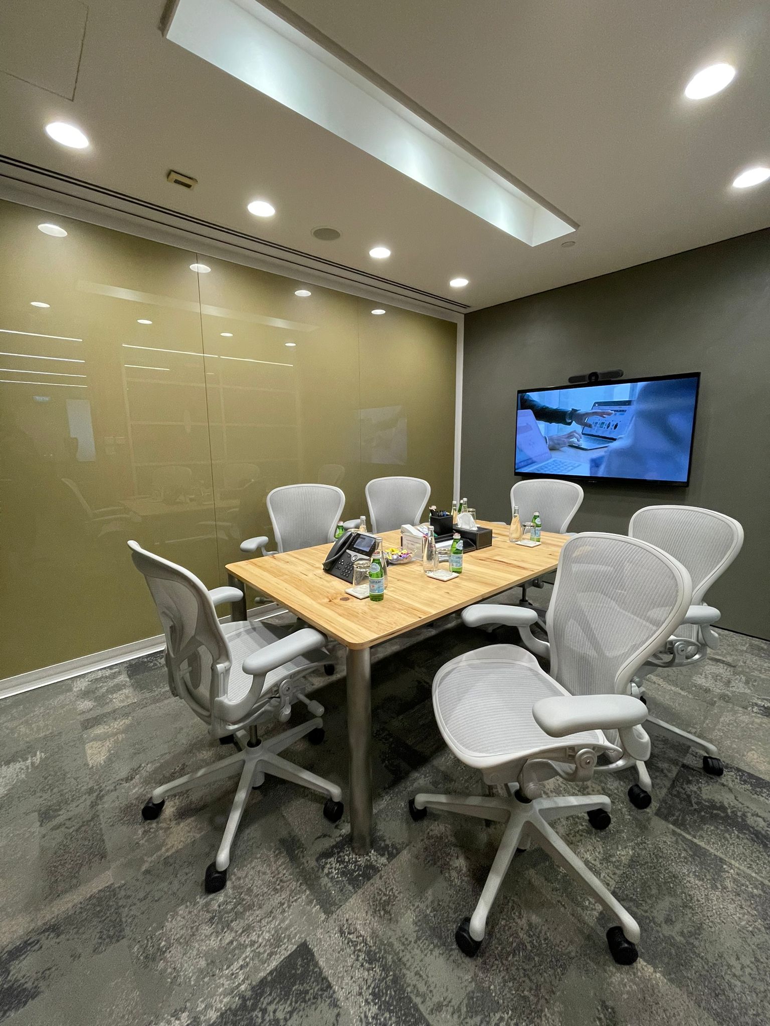 The Executive Centre - The Gateway West